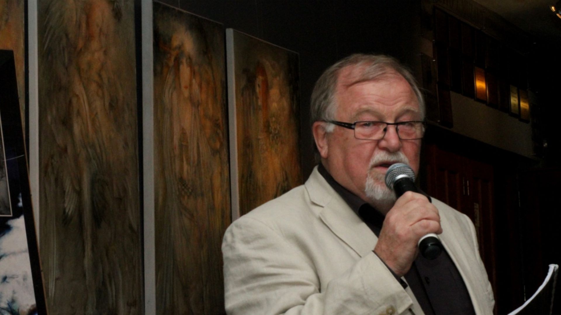 LzM | 20:30 - SPOTKANIE AUTORSKIE Z BRUNO WIOSKĄ